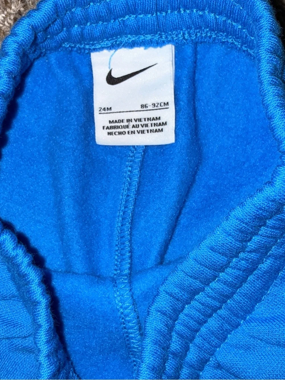 Nike Boys Long-Sleeve Navy Top with Bright Blue Jogger Pants